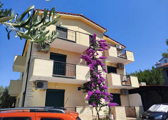 Mia Apartment